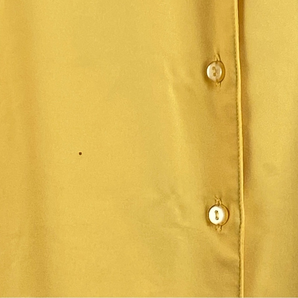 Notations Clothing Co Women's Yellow Button-Up Short Sleeve Top Size Medium - Picture 8 of 16